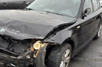 Poignee porte arriere droit BMW SERIE 1 E87
