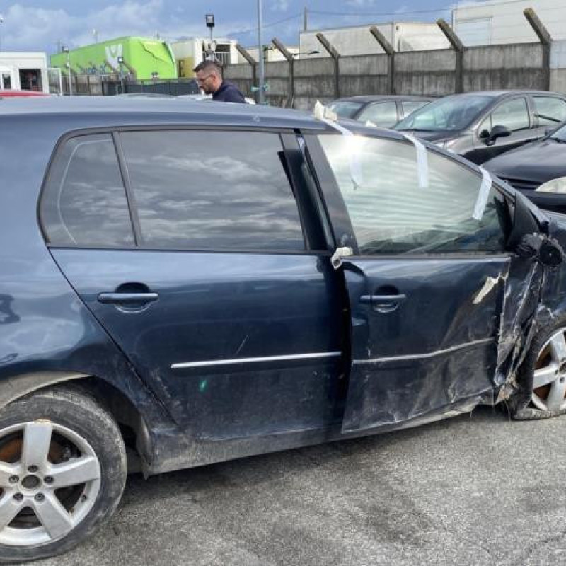 Leve vitre electrique arriere gauche VOLKSWAGEN GOLF 5 Photo n°6