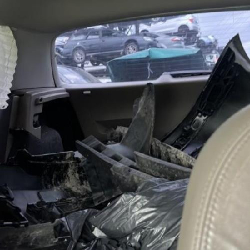 Leve vitre electrique arriere gauche VOLKSWAGEN GOLF 5 Photo n°18