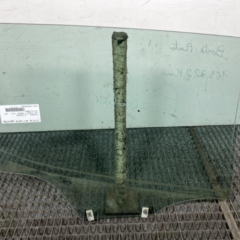 Vitre arriere gauche PEUGEOT 207 Photo n°4