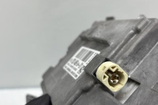Ecran GPS PEUGEOT 208 1