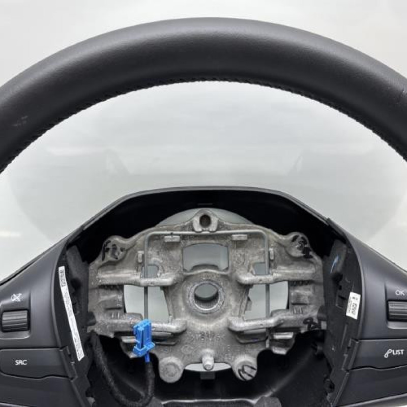 Volant PEUGEOT 208 1 Photo n°2