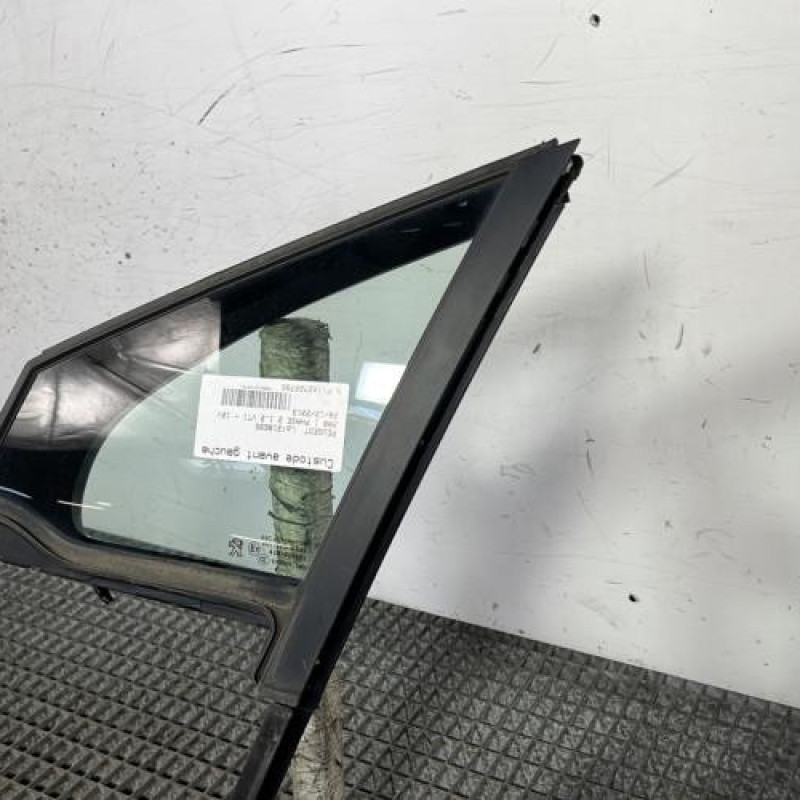 Custode avant gauche (porte) PEUGEOT 208 1 Photo n°3