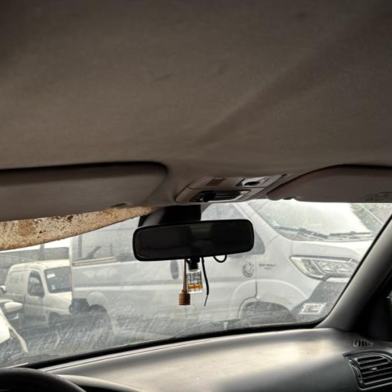 Serrure avant droit PEUGEOT 406 Photo n°18