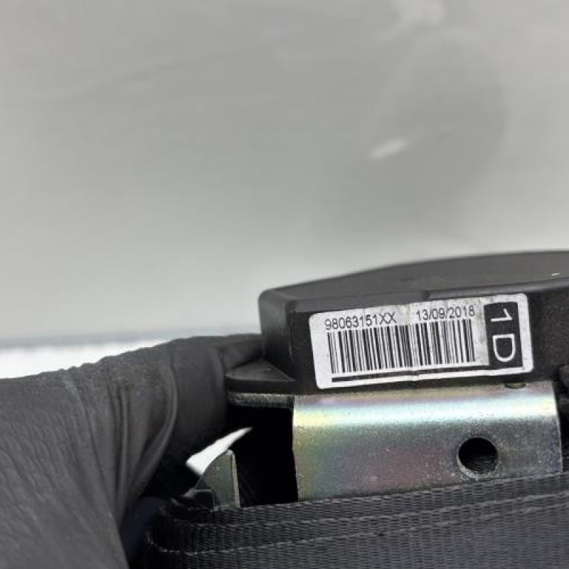 Pretensionneur de ceinture avant droit PEUGEOT 208 1 Photo n°3