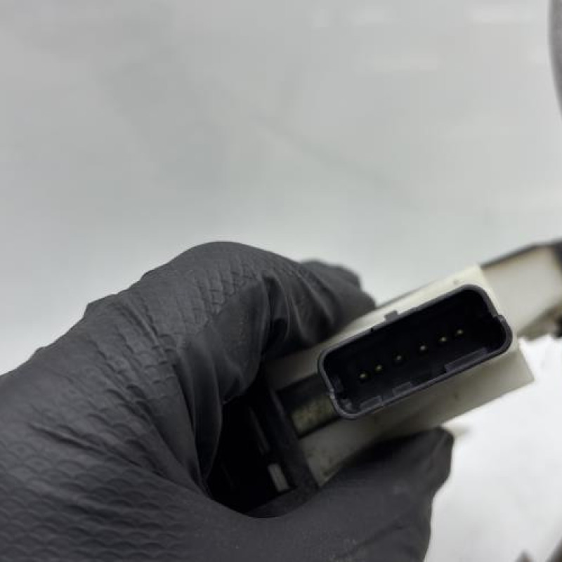 Serrure avant gauche PEUGEOT 208 1 Photo n°6