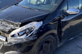 Serrure avant gauche PEUGEOT 208 1