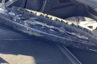 Serrure avant gauche PEUGEOT 208 1