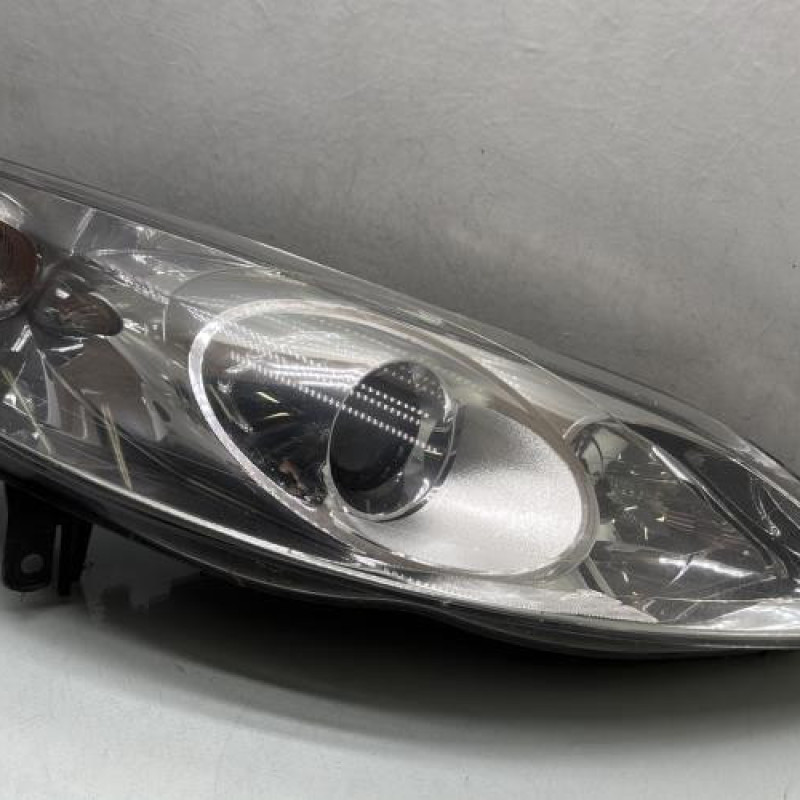 Optique avant principal droit (feux)(phare) PEUGEOT 407 Photo n°1