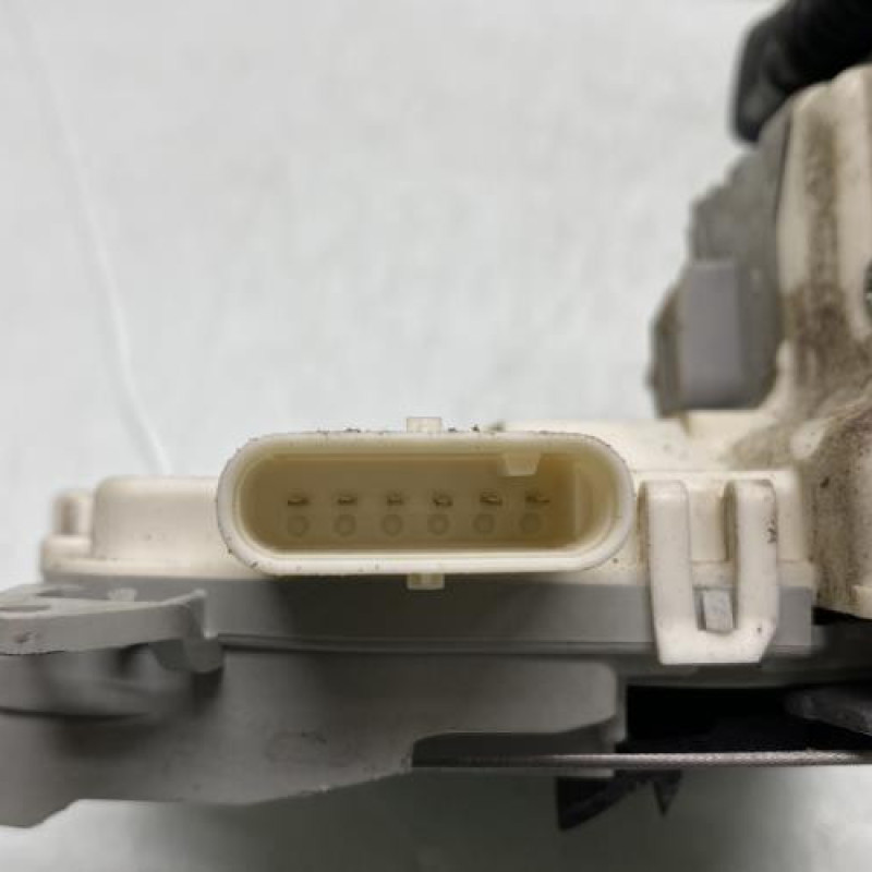 Serrure arriere gauche AUDI A4 3 Photo n°5