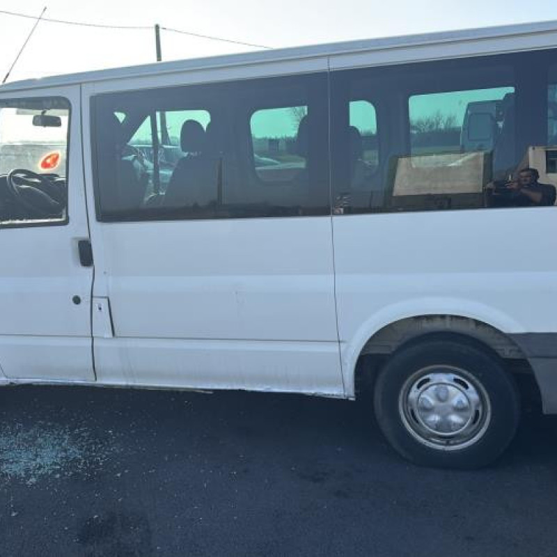 Poignee porte avant gauche FORD TRANSIT 3 Photo n°8