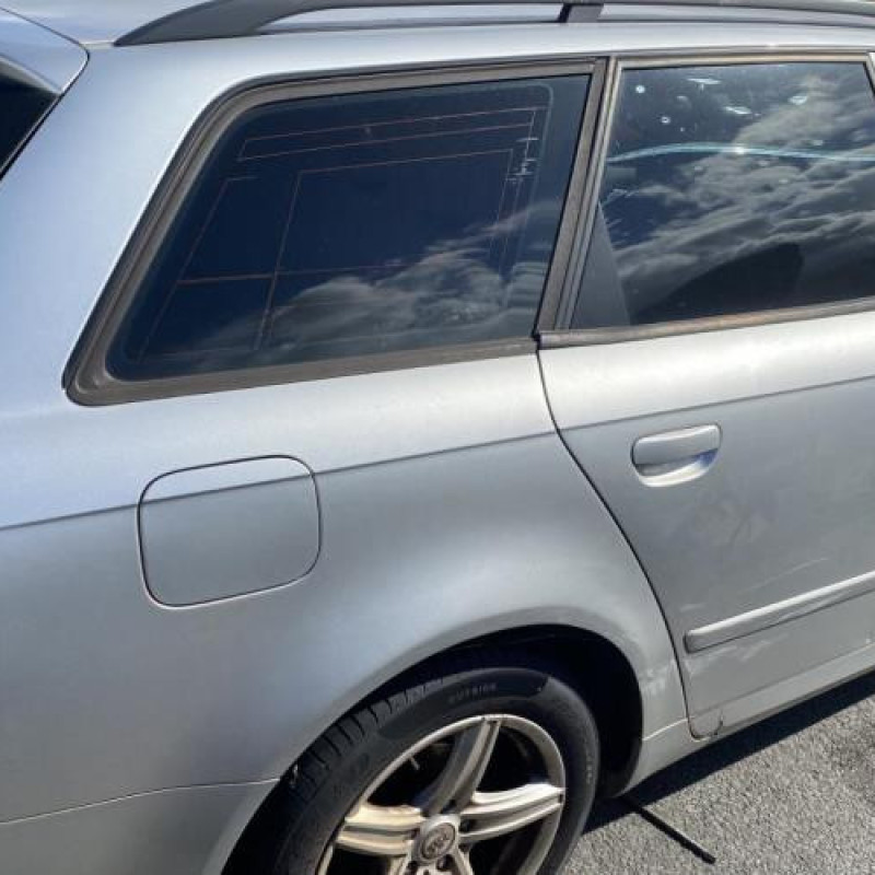 Vitre arriere gauche AUDI A4 2 Photo n°16