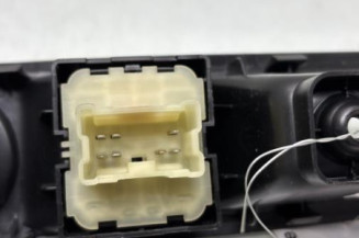 Interrupteur de leve vitre avant gauche RENAULT TWINGO 3