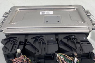 Calculateur moteur RENAULT TWINGO 3 Photo n°1