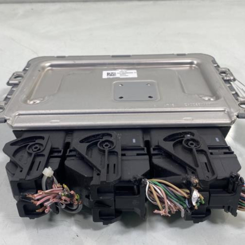 Calculateur moteur RENAULT TWINGO 3 Photo n°1