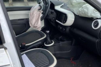 Renfort pare choc arriere (traverse) RENAULT TWINGO 3
