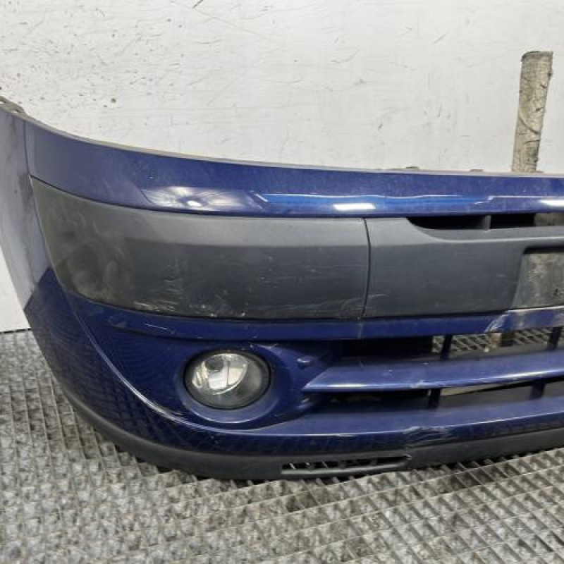 Pare choc avant RENAULT CLIO 2 Photo n°2