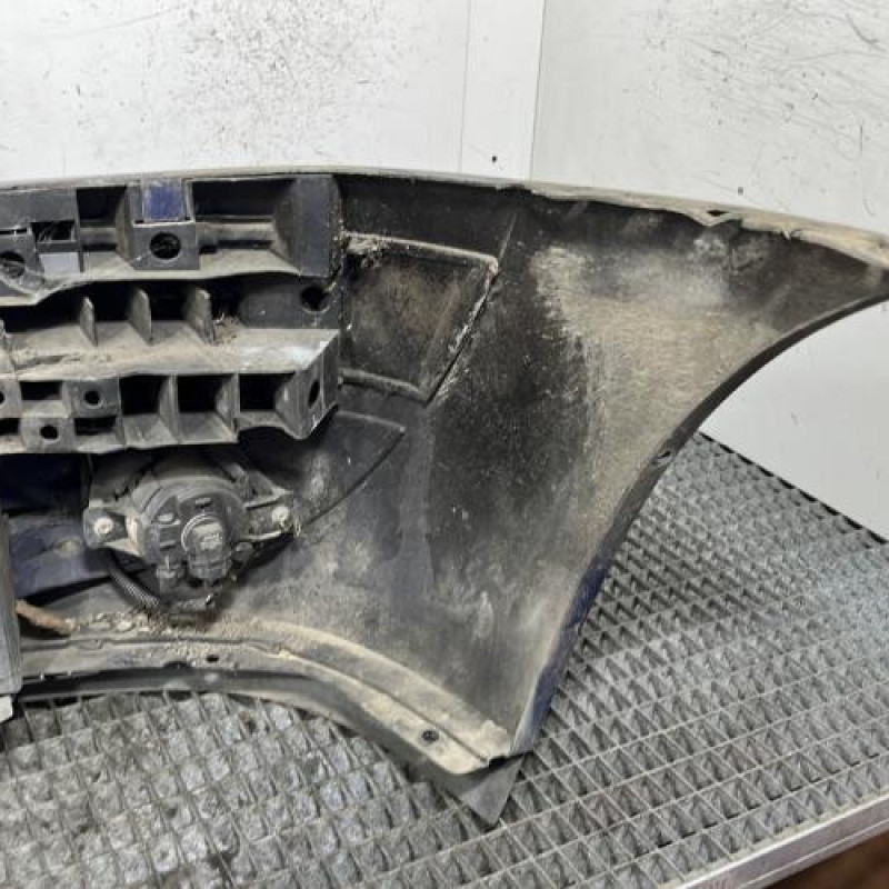 Pare choc avant RENAULT CLIO 2 Photo n°5