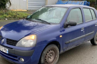 Pare choc avant RENAULT CLIO 2