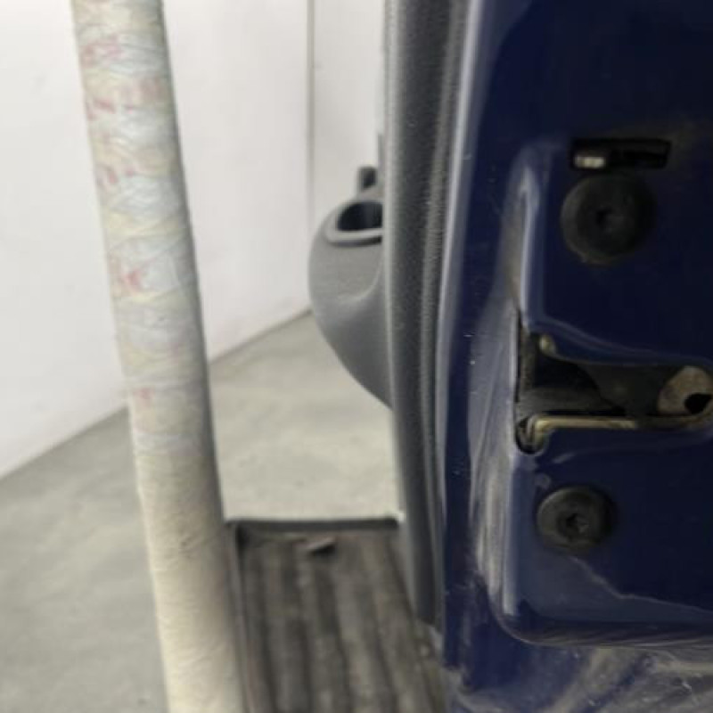 Porte arriere droit RENAULT CLIO 2 Photo n°3