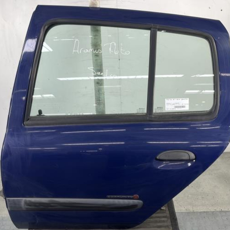 Porte arriere gauche RENAULT CLIO 2 Photo n°1