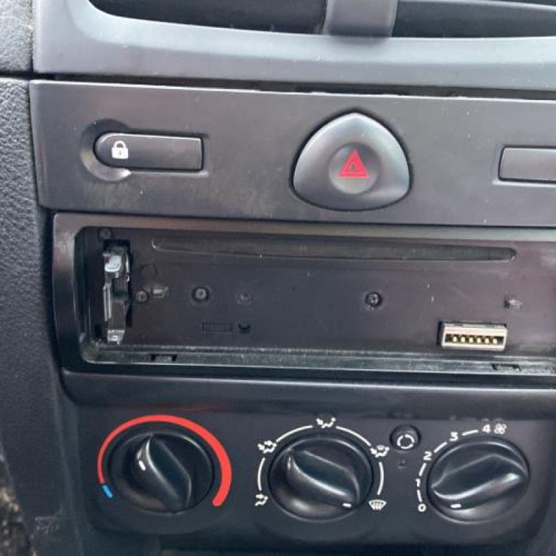 Porte arriere droit RENAULT CLIO 2 Photo n°16