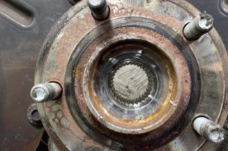 Pivot de moyeu avant droit CHRYSLER SEBRING 2