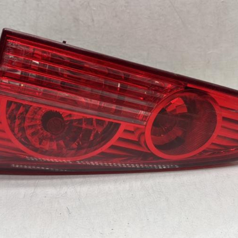 Feu arriere secondaire droit (feux) PEUGEOT 607 Photo n°1