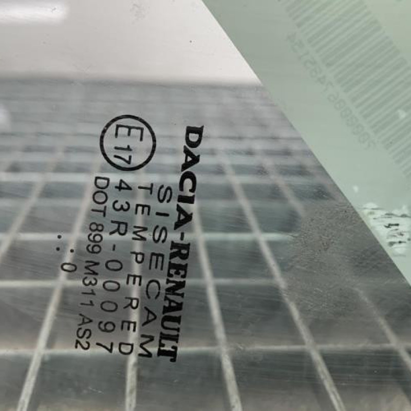 Custode arriere droit (porte) DACIA SANDERO 2 Photo n°3