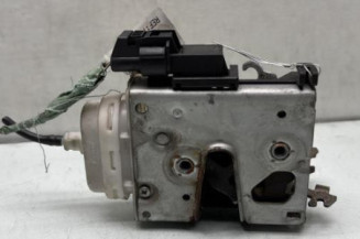 Serrure avant droit AUDI A3 1