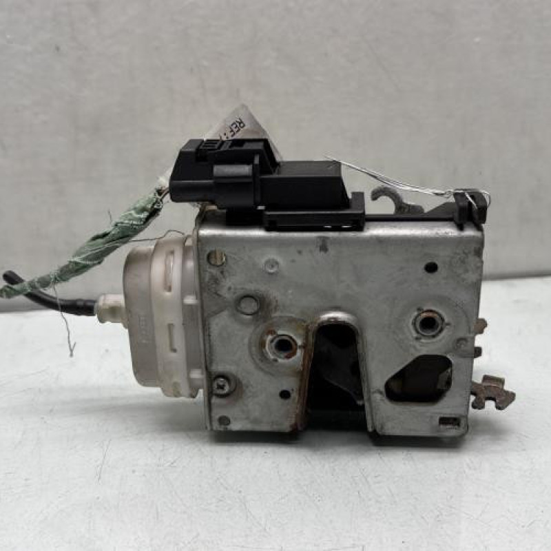 Serrure avant droit AUDI A3 1 Photo n°3