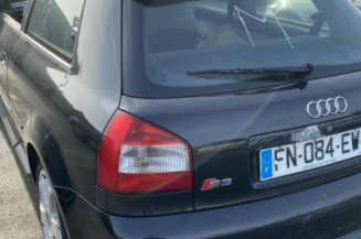 Leve vitre electrique avant droit AUDI A3 1