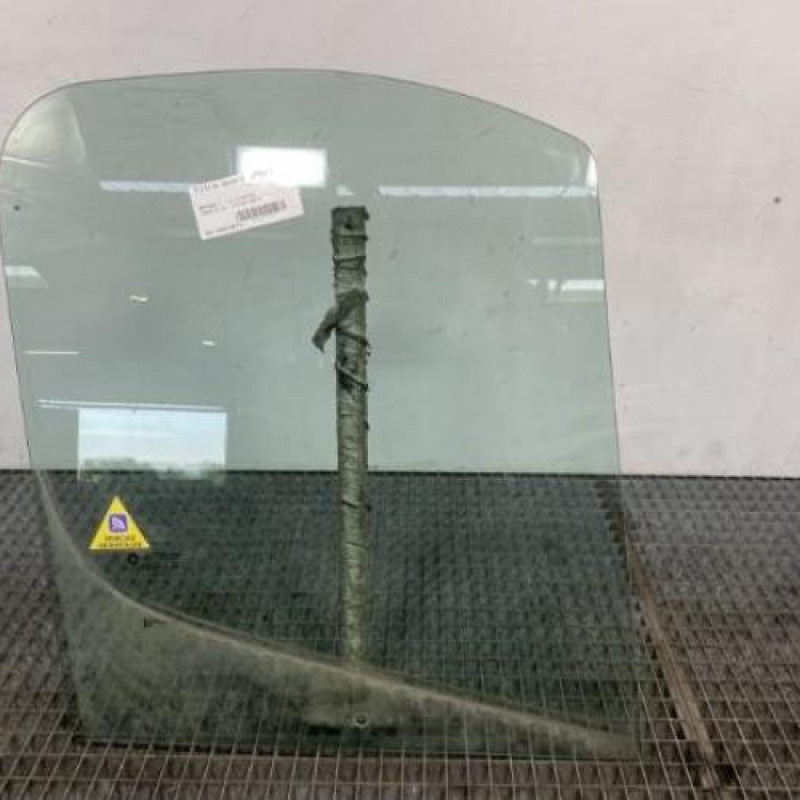 Vitre avant droit RENAULT TRAFIC 2 Photo n°4