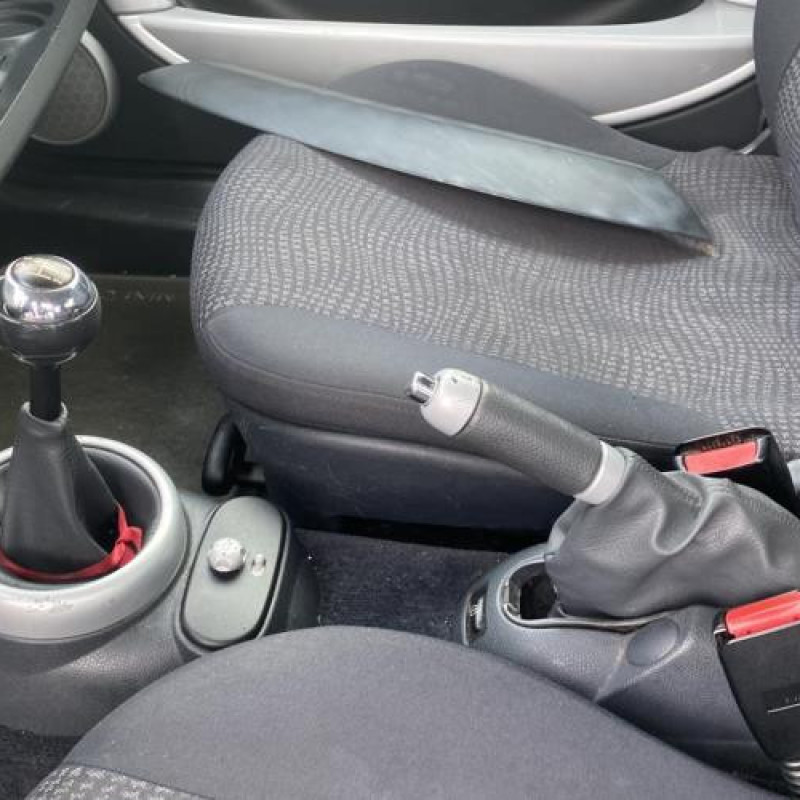 Poignee interieur avant gauche MINI MINI 1 R50/R53 Photo n°7