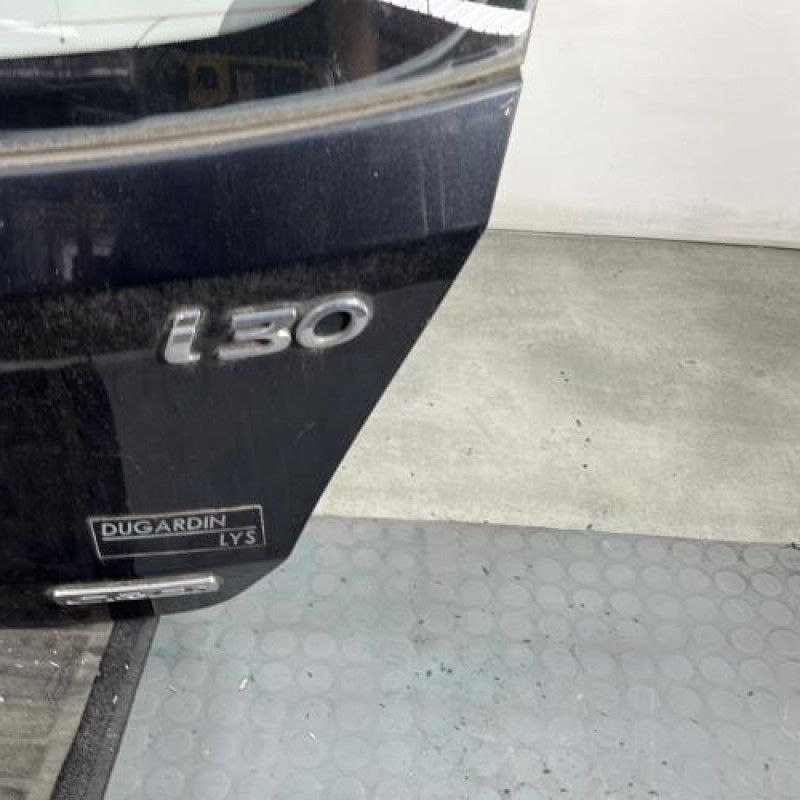 Malle/Hayon arriere HYUNDAI I 30 1 Photo n°4