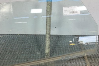 Vitre arriere gauche HYUNDAI I 30 1 Photo n°1