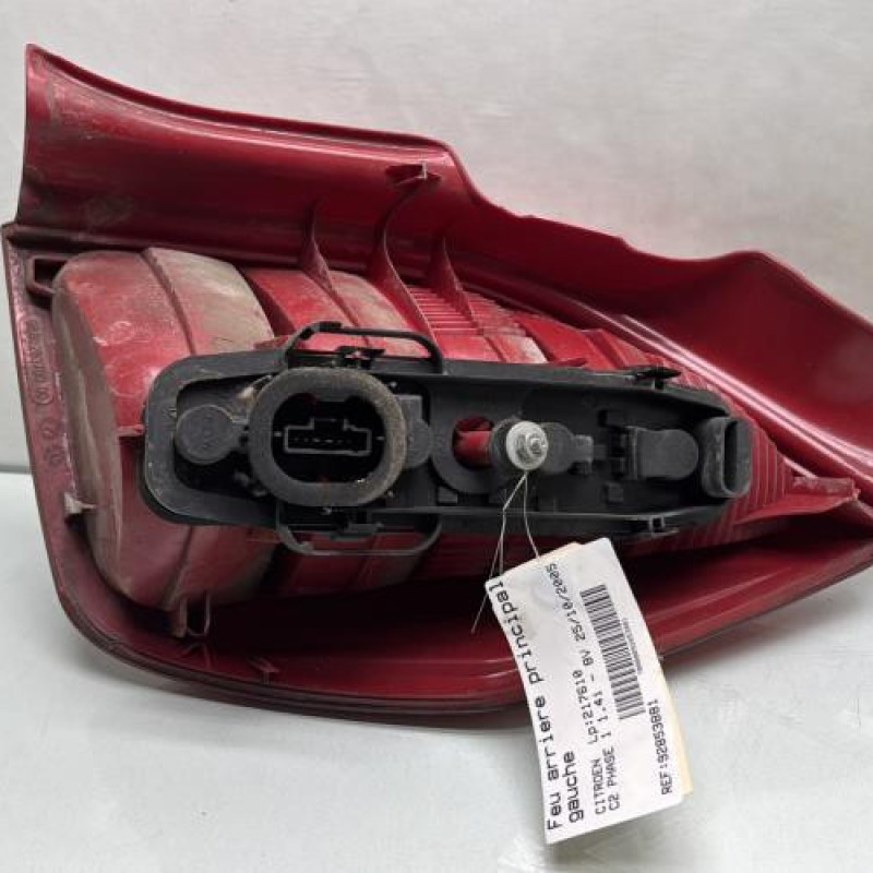 Feu arriere principal gauche (feux) CITROEN C2 Photo n°2