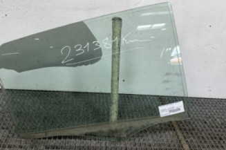 Vitre arriere droit MERCEDES CLASSE B 245 Photo n°1