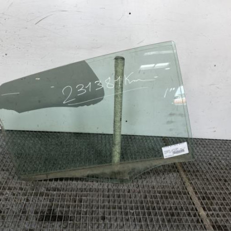 Vitre arriere droit MERCEDES CLASSE B 245 Photo n°1
