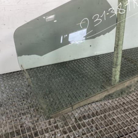 Vitre arriere droit MERCEDES CLASSE B 245