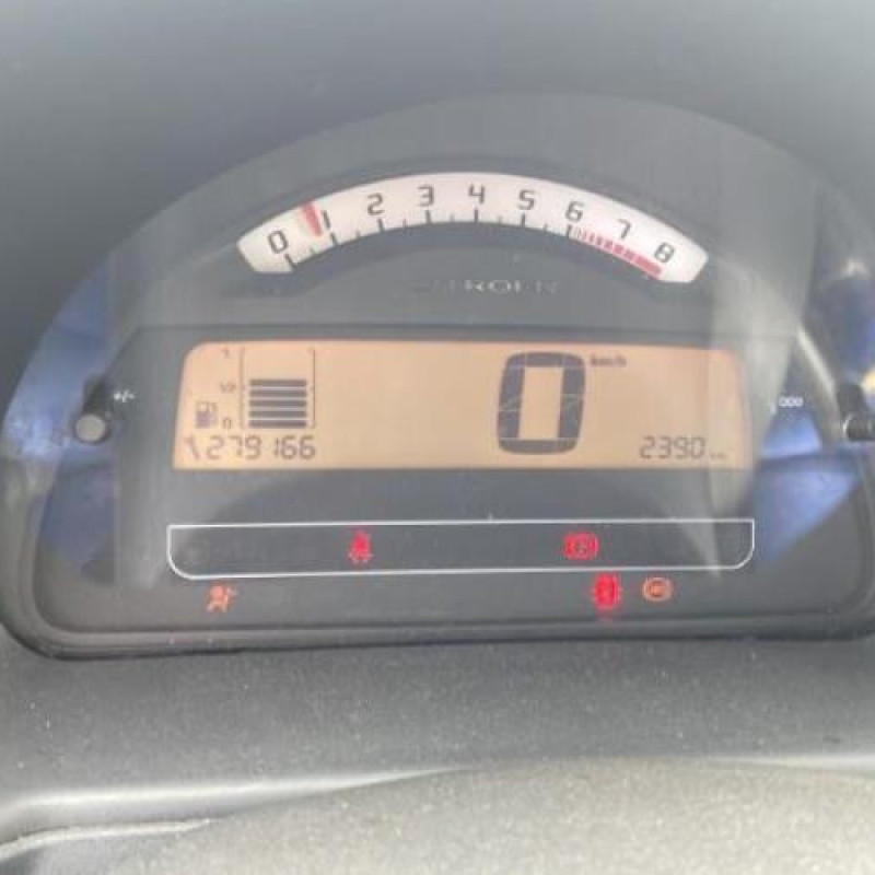 Feu arriere principal gauche (feux) CITROEN C2 Photo n°7