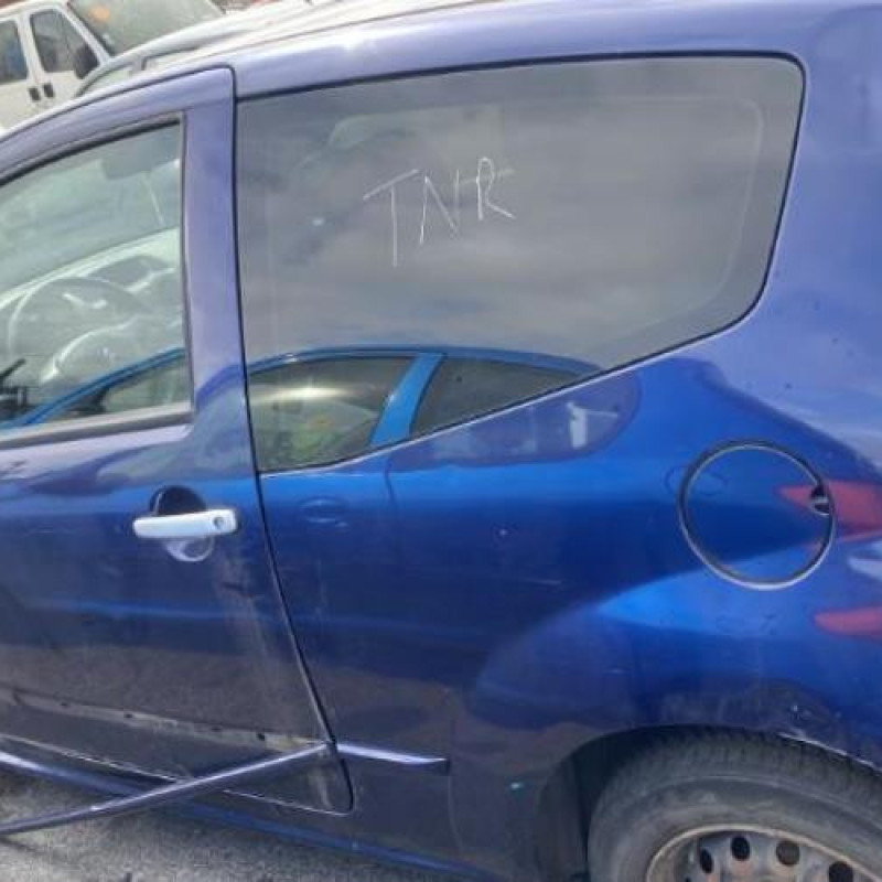 Feu arriere principal gauche (feux) CITROEN C2 Photo n°10