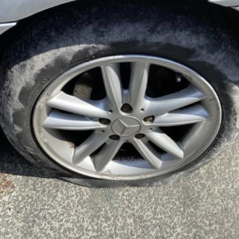 Plage arriere MERCEDES CLASSE C 203 COUPE SPORT Photo n°9