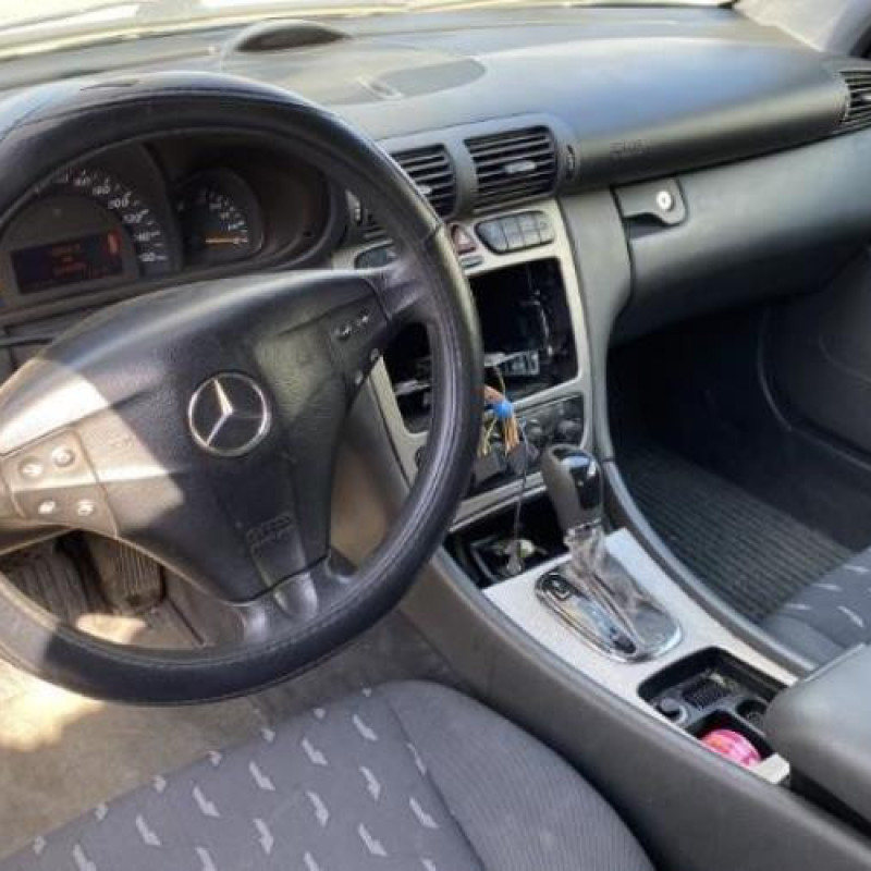 Plage arriere MERCEDES CLASSE C 203 COUPE SPORT Photo n°20
