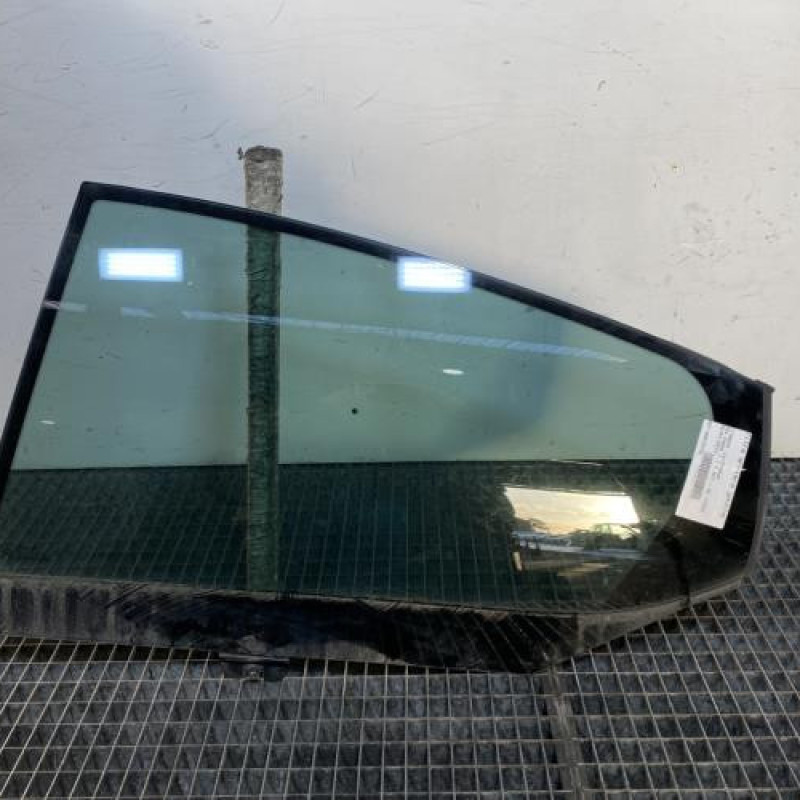 Vitre arriere gauche CITROEN DS4 Photo n°1