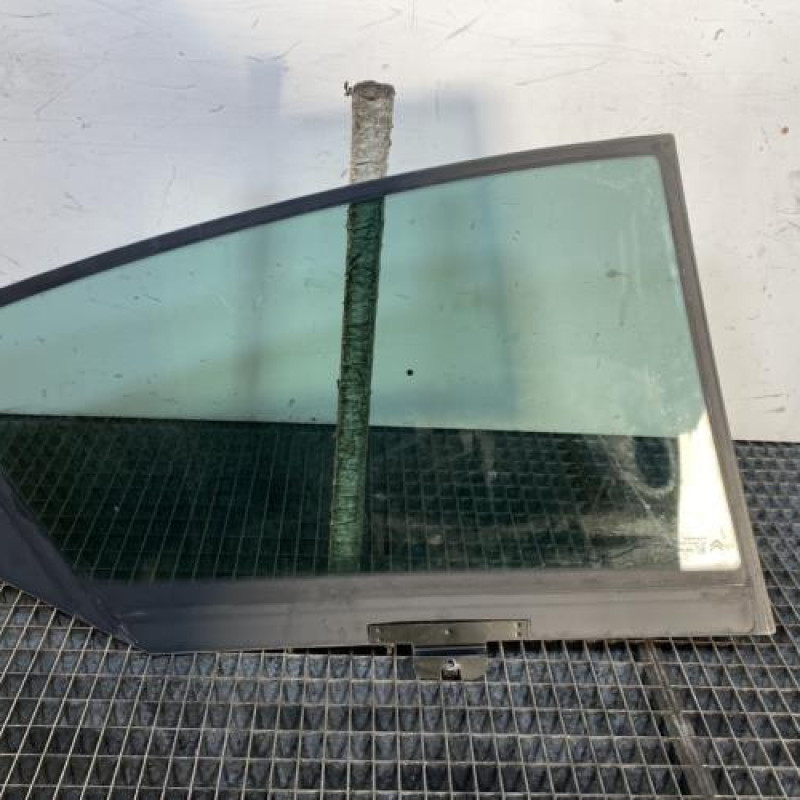 Vitre arriere gauche CITROEN DS4 Photo n°5