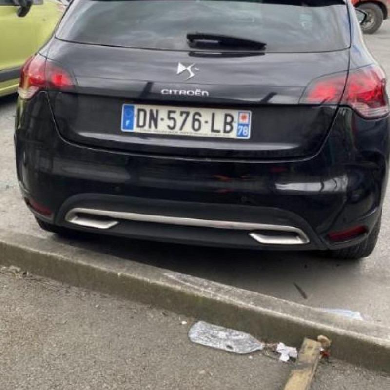 Vitre arriere gauche CITROEN DS4 Photo n°7