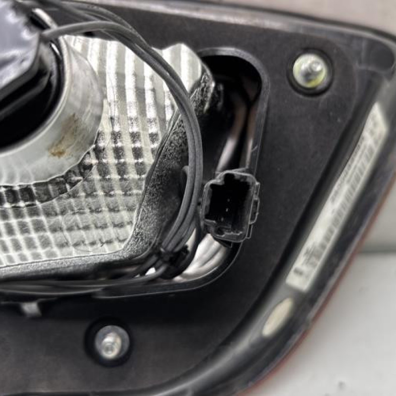Feu arriere secondaire droit (feux) RENAULT KADJAR Photo n°6