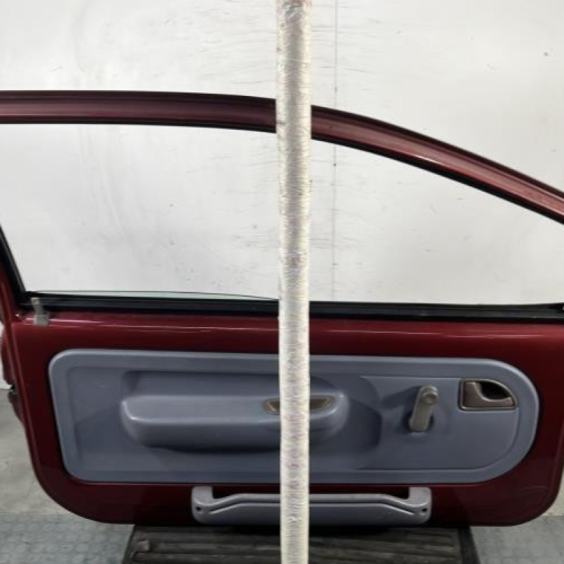 Porte avant gauche RENAULT TWINGO 1 Photo n°5