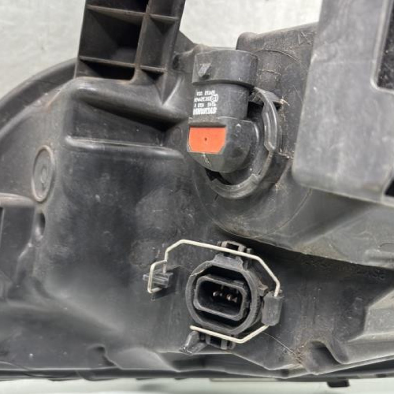 Anti brouillard droit (feux) VAUXHALL ASTRA H Photo n°4